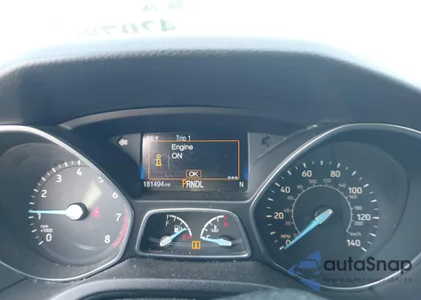 2015 Ford Focus Se z USA, uszkodzony, nr VIN 1FADP3F28FL321451